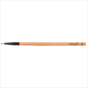 Eyeliner brush by Antonym cosmetics