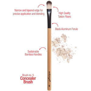 Concealer brush by Antonym cosmetics